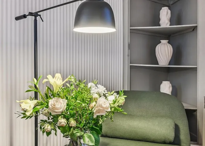 Apartment Close To Center I Eiffel Tower View *